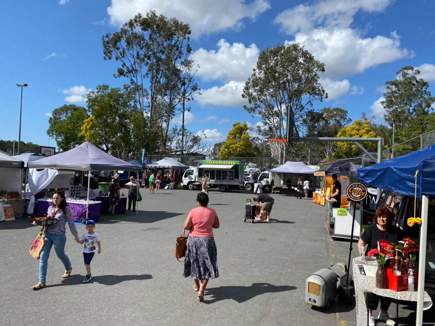The New Helensvale Farmers Markets
